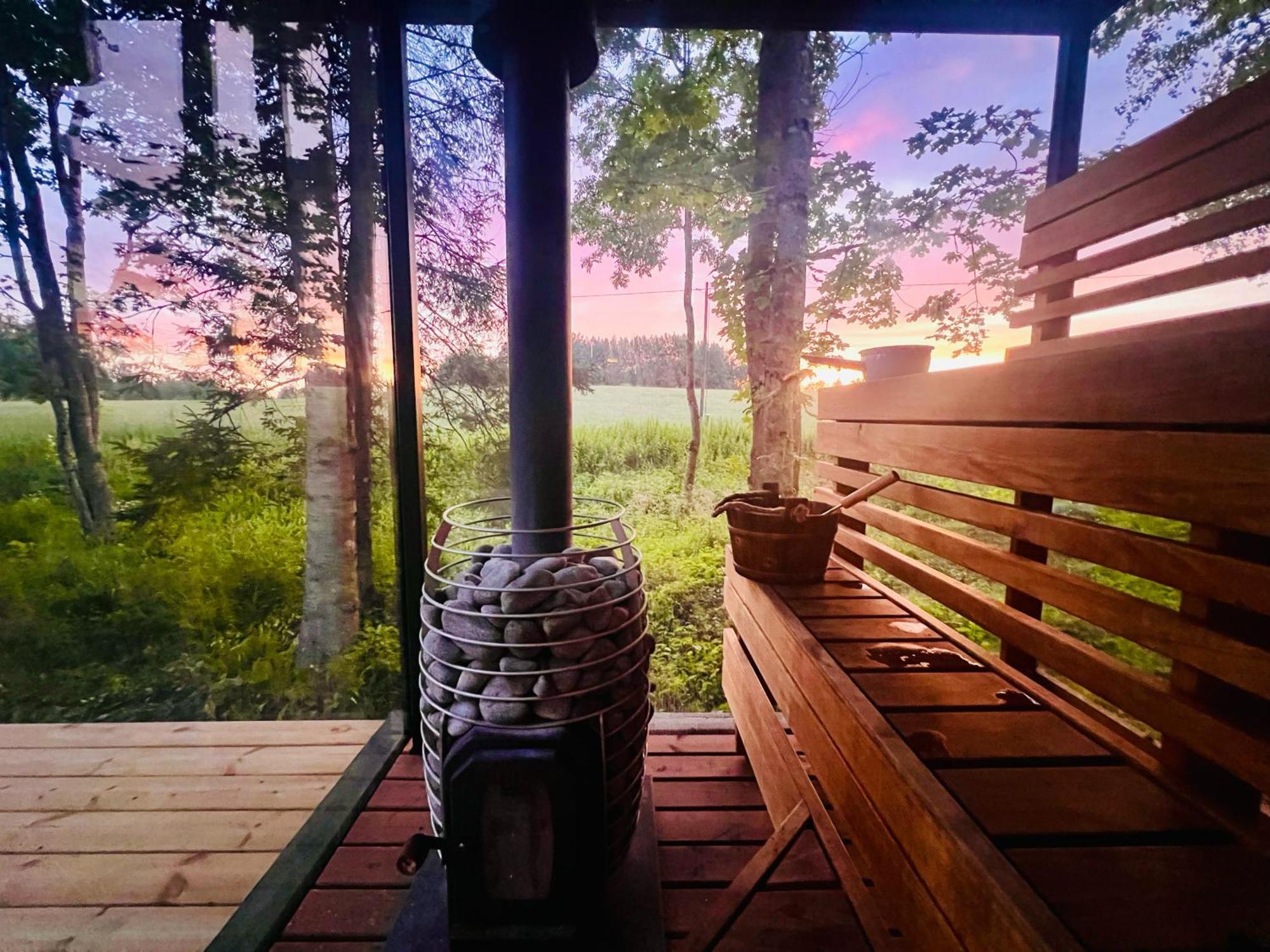 House And Sauna Where City Comforts Meet Nature Aiaste Exterior photo